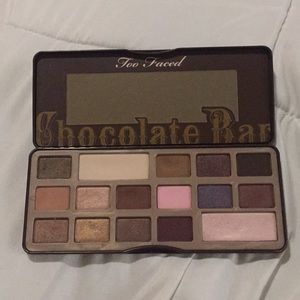 Too faced chocolate bar palette